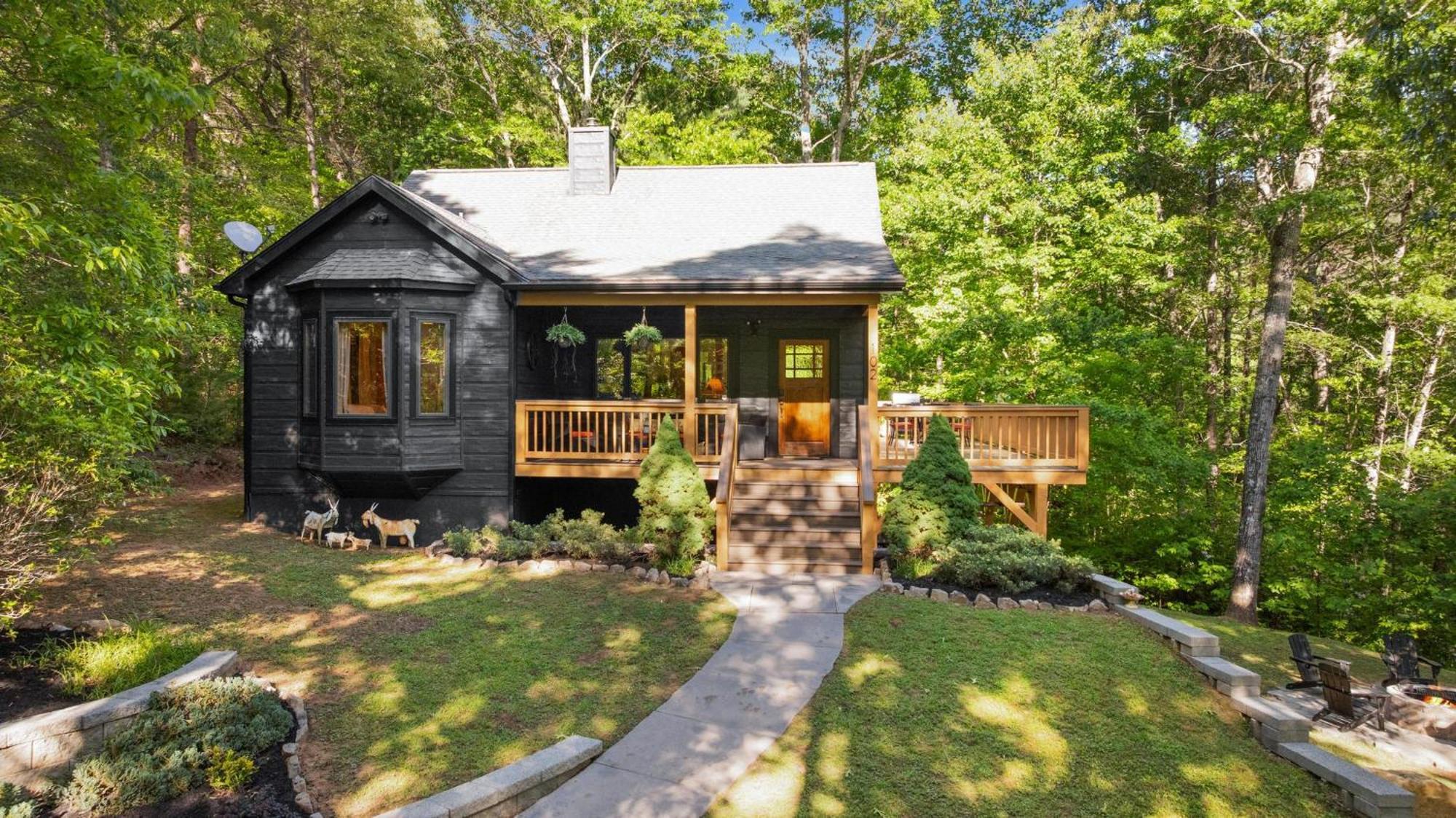 Lux Mtn Cabin Hot Tub, Fire Pit, Game Room 3Bd Franklin Exterior photo